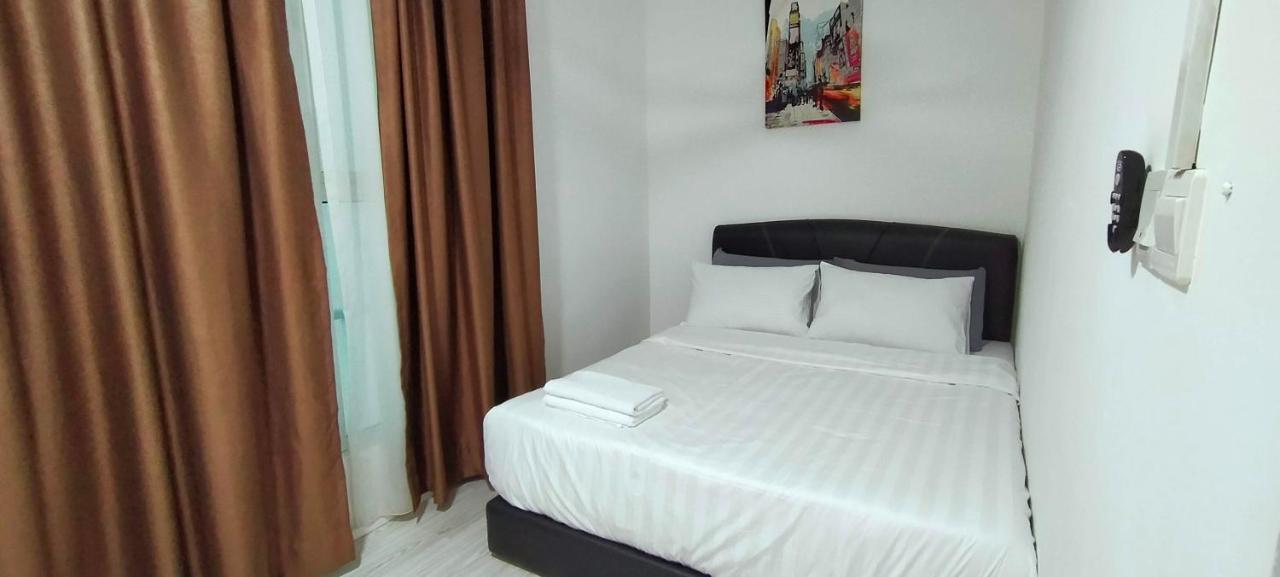 Sutera Avenue Kota Kinabalu Apartamento Exterior foto