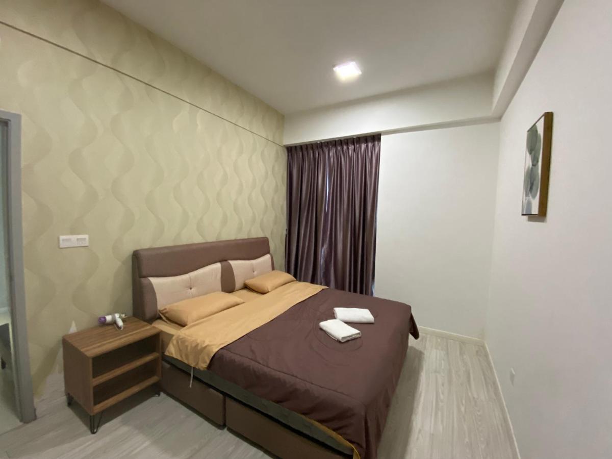 Sutera Avenue Kota Kinabalu Apartamento Exterior foto