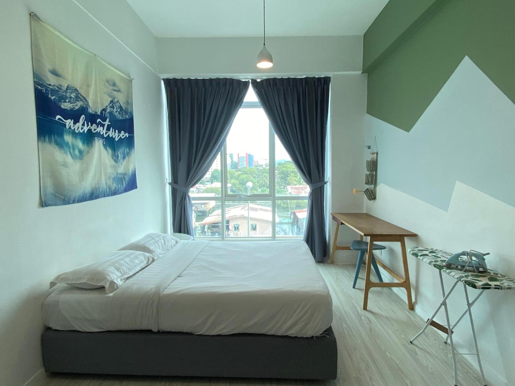Sutera Avenue Kota Kinabalu Apartamento Exterior foto